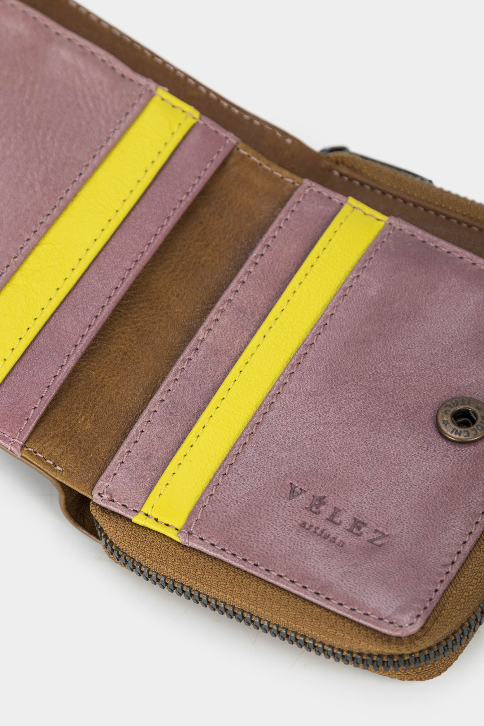 Wild Leather Wallet for Women with Zipper - Image 6