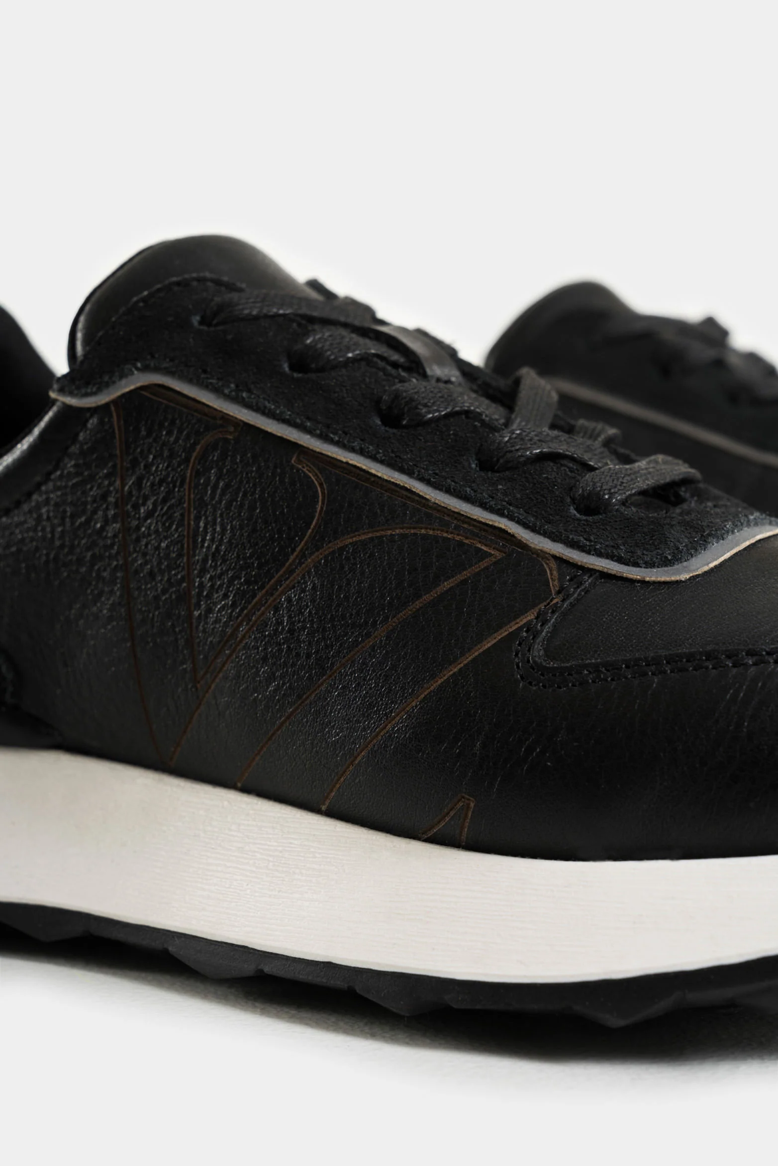 Women’s Australis Leather and Suede Sneakers Sport Silhouette - Image 5
