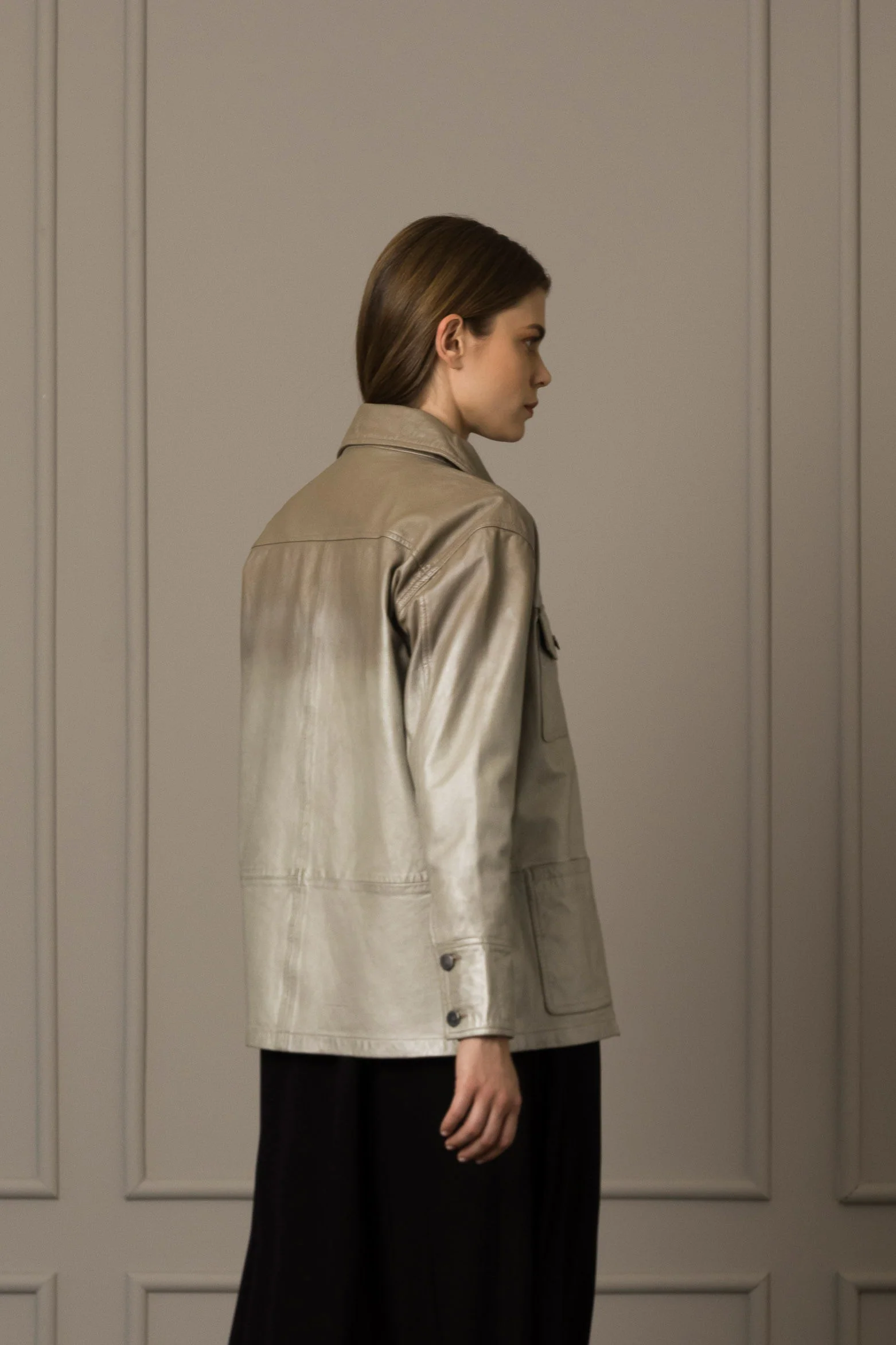 Women’s Beijing Jacket in Leather with Metallic Effect - Image 7