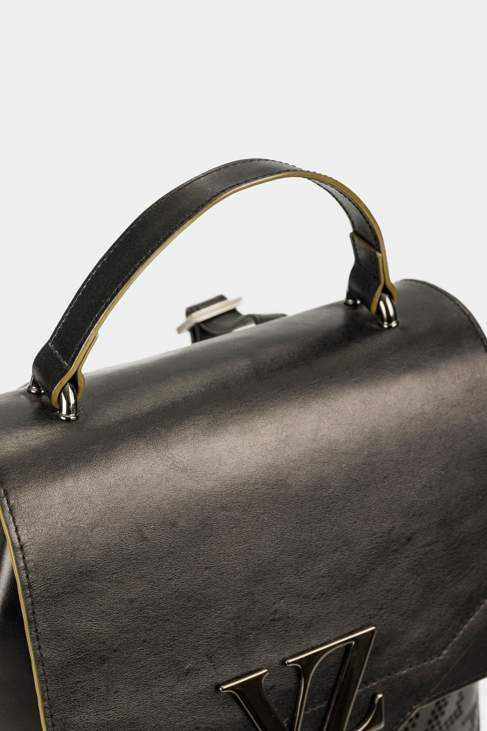 Women’s Goji Leather Backpack with VZ Monogram - Image 5