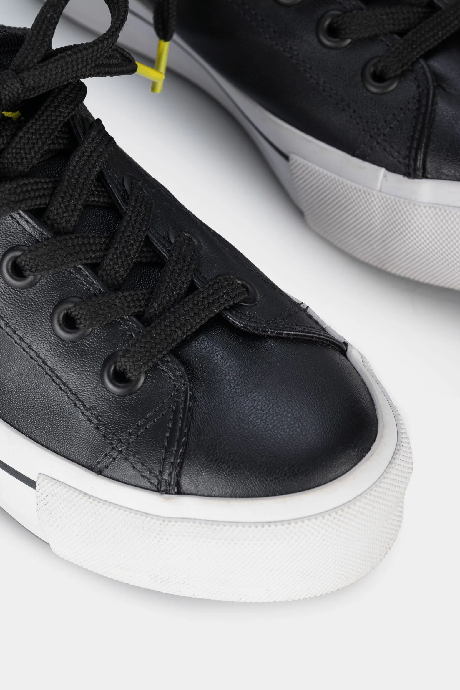 Women’s Nepal Sneakers in Black Leather - Image 4