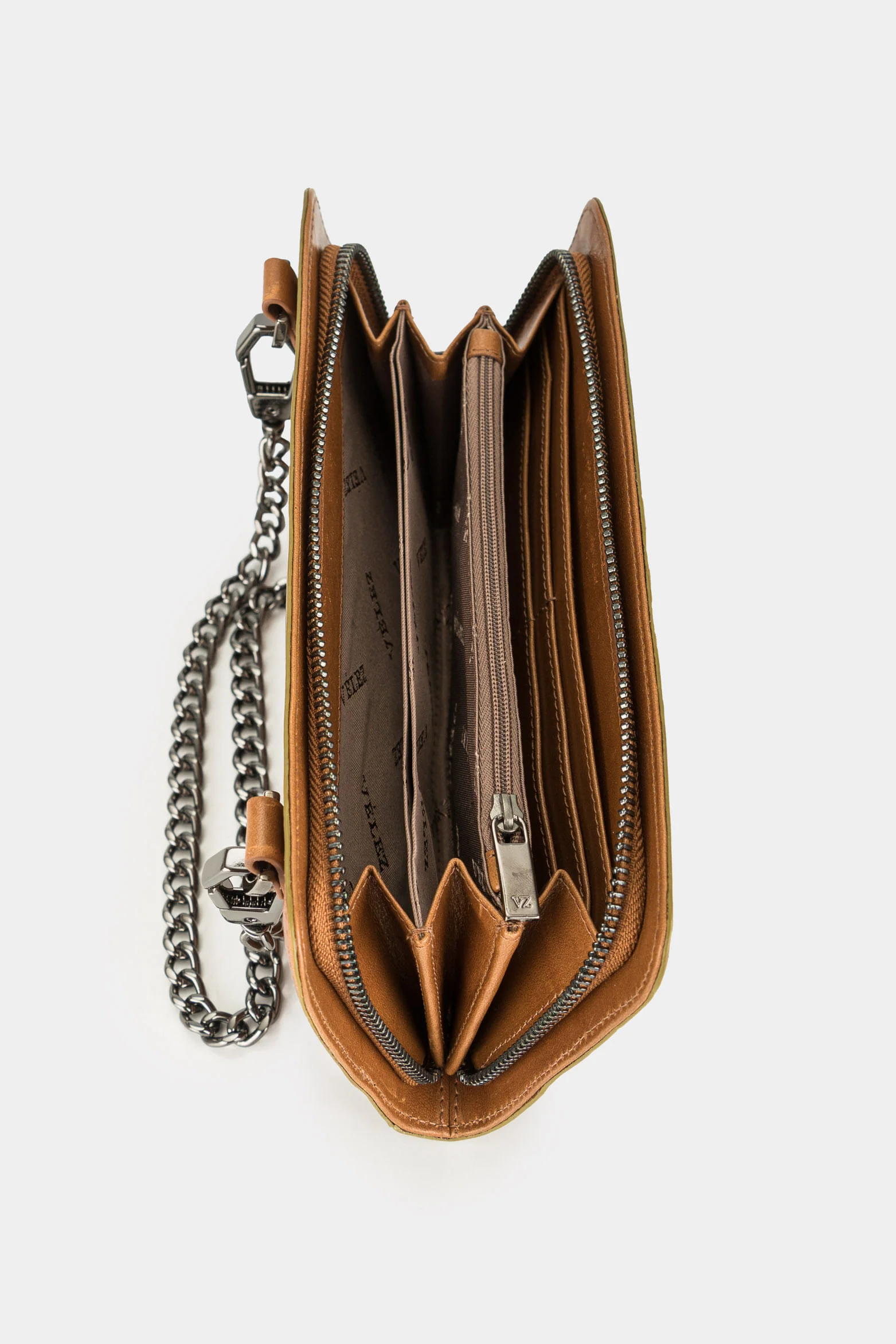 Women’s Parbat Accordion Wallet in Leather with Perforated Detail - Image 2