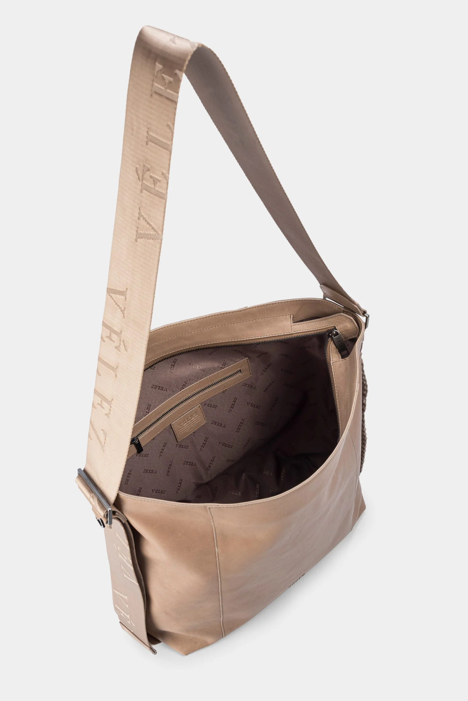 Women’s Venus Shopper Handbags in Leather with Woven Side Detail - Image 7