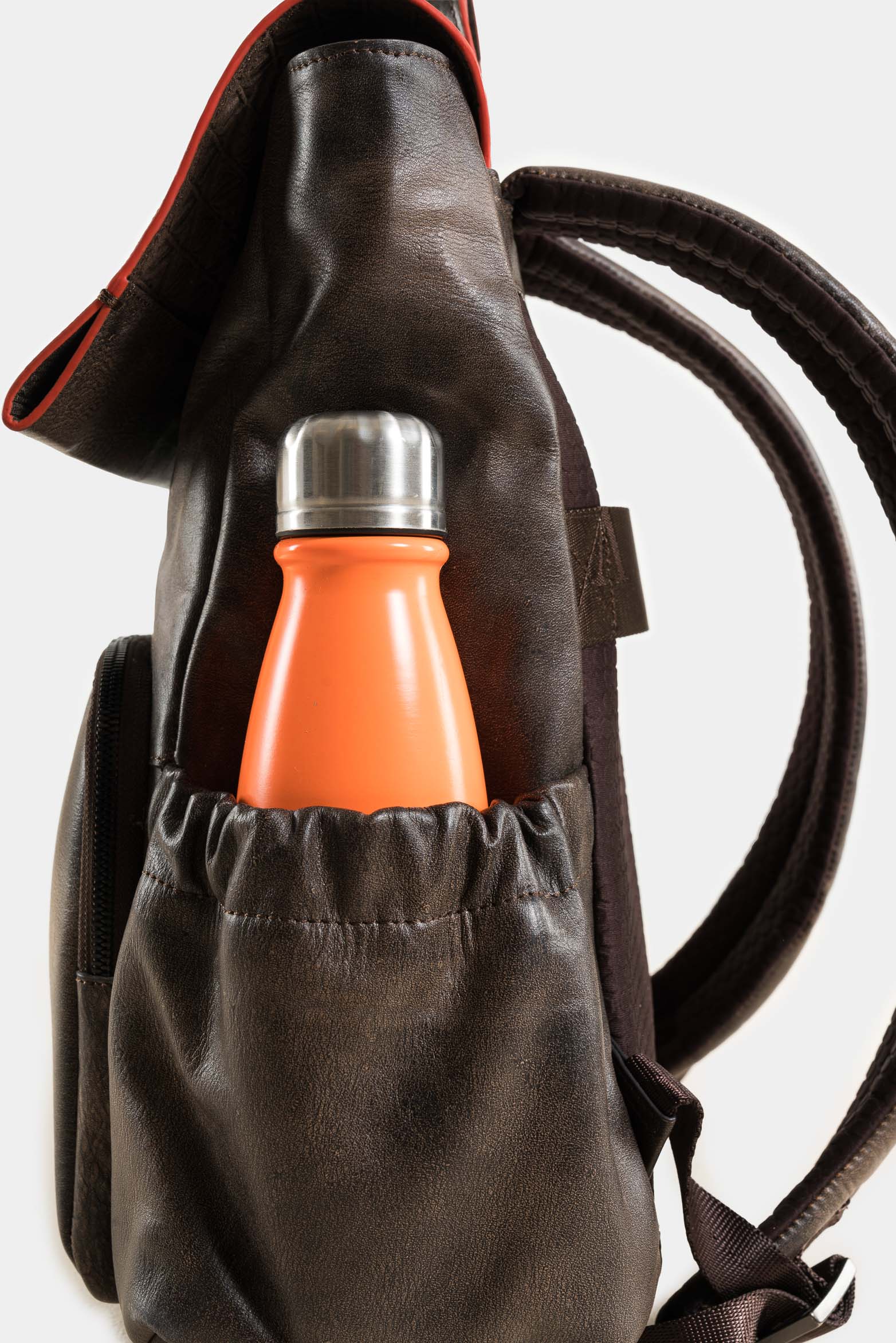 Women’s Zermatt Leather Backpack with Front Flap and Pocket - Image 4